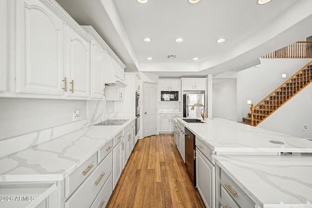 10520 E OLLA Avenue, Mesa, AZ 85212