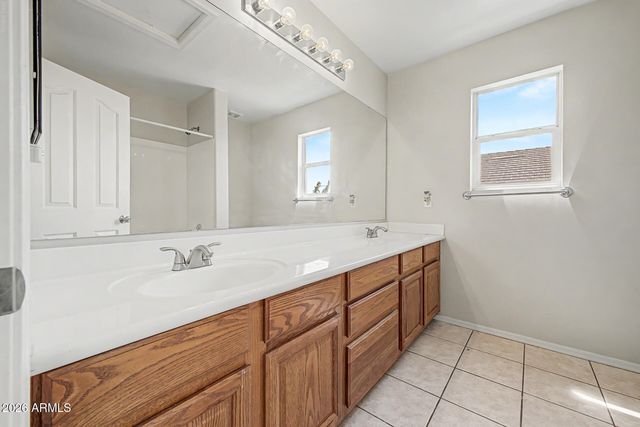 10520 E OLLA Avenue, Mesa, AZ 85212