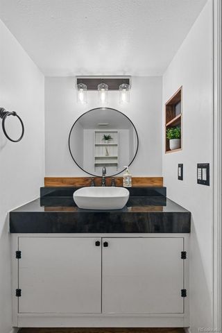 1149 S Kittredge Street, Aurora, CO 80017