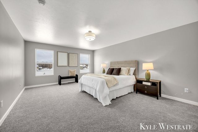 4393 Wood Way Court NE, Cedar Springs, MI 49319