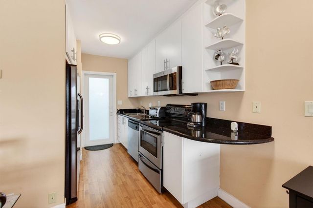 3250 NE 28th Street Unit 302, Fort Lauderdale, FL 33308