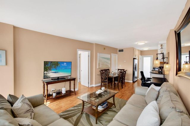 3250 NE 28th Street Unit 302, Fort Lauderdale, FL 33308