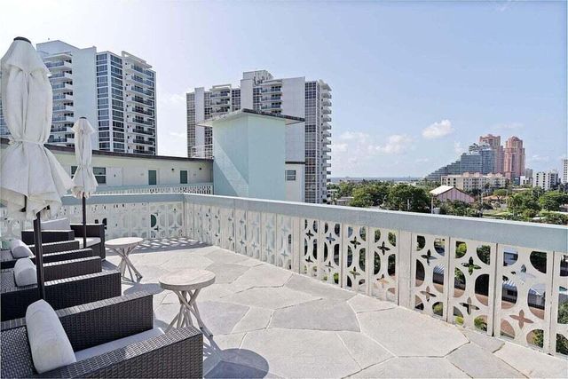 3250 NE 28th Street Unit 302, Fort Lauderdale, FL 33308