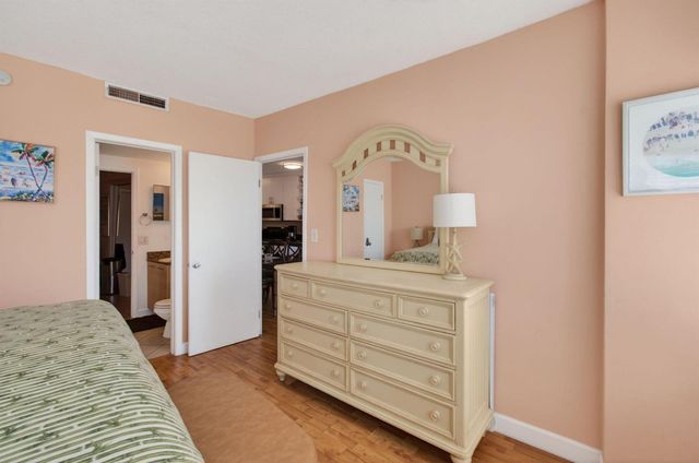 3250 NE 28th Street Unit 302, Fort Lauderdale, FL 33308
