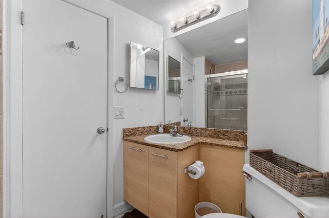 3250 NE 28th Street Unit 302, Fort Lauderdale, FL 33308