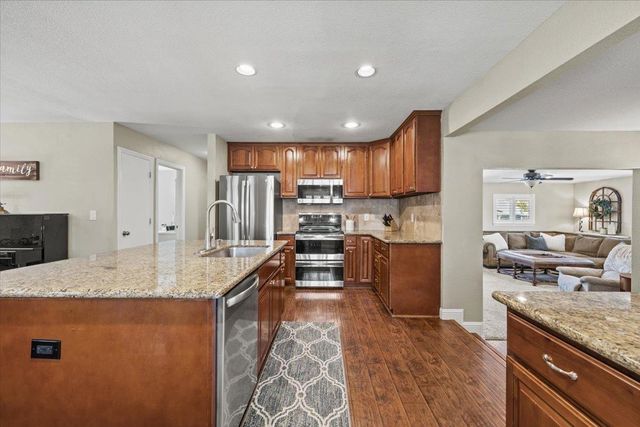 8309 Maverick Ct, Fair Oaks, CA 95628