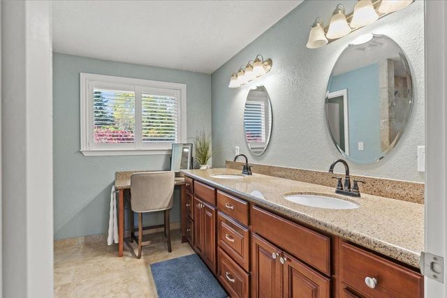 8309 Maverick Ct, Fair Oaks, CA 95628
