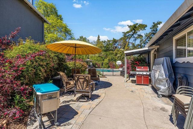 8309 Maverick Ct, Fair Oaks, CA 95628