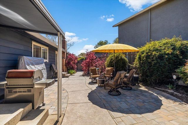 8309 Maverick Ct, Fair Oaks, CA 95628