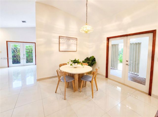 15630 SW 46th Terrace, Miami, FL 33185