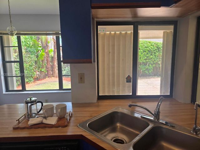 15630 SW 46th Terrace, Miami, FL 33185