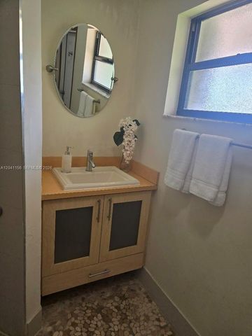 15630 SW 46th Terrace, Miami, FL 33185