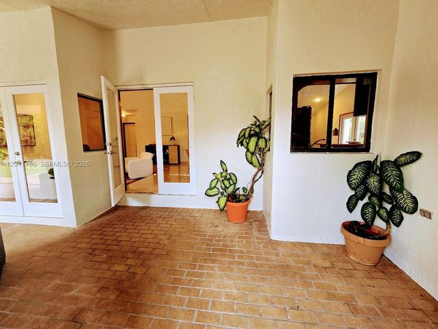 15630 SW 46th Terrace, Miami, FL 33185