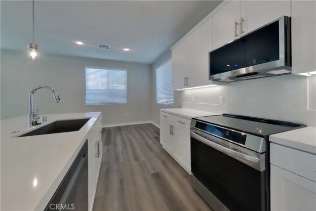 611 Citron Street 2, Corona, CA 92882