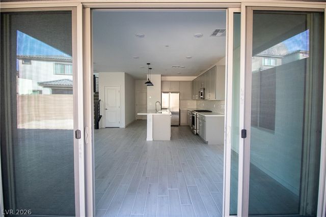 11604 Observation Point Avenue, Las Vegas, NV 89138