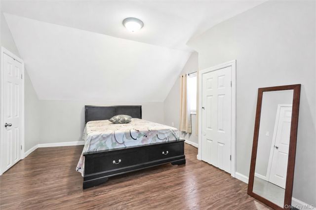 3 Ash Court, Hempstead, NY 11550