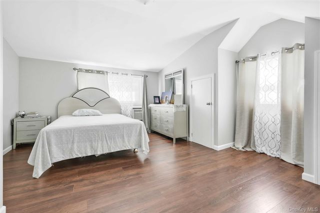 3 Ash Court, Hempstead, NY 11550