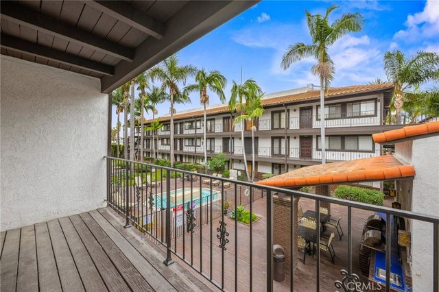 17200 NEWHOPE 31, Fountain Valley, CA 92708