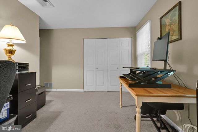 14 CONESTOGA WOODS RD, Lancaster, PA 17602