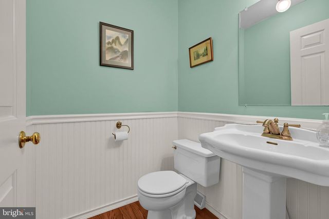 14 CONESTOGA WOODS RD, Lancaster, PA 17602