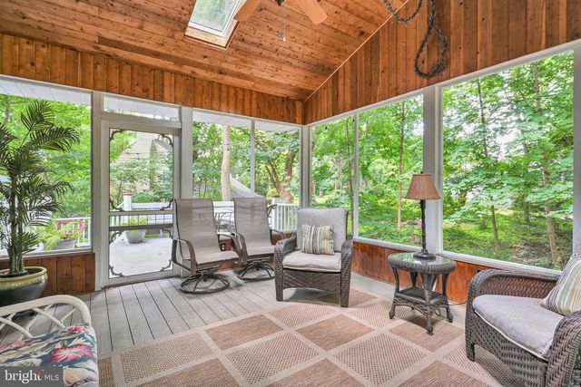 14 CONESTOGA WOODS RD, Lancaster, PA 17602