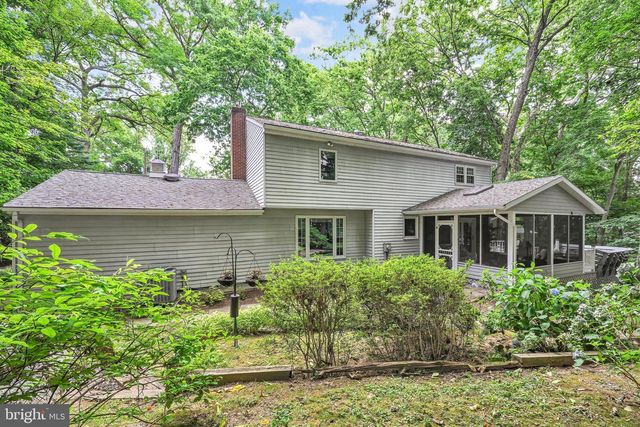 14 CONESTOGA WOODS RD, Lancaster, PA 17602