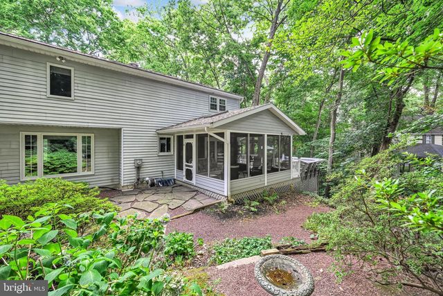 14 CONESTOGA WOODS RD, Lancaster, PA 17602