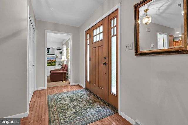 14 CONESTOGA WOODS RD, Lancaster, PA 17602