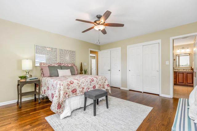 890 Lookout Point Drive, Columbus, OH 43235