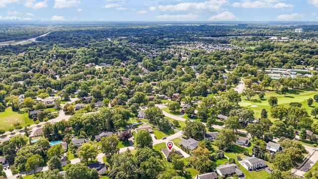 890 Lookout Point Drive, Columbus, OH 43235