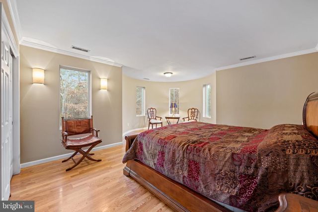 83 MAPLE AVE, Mays Landing, NJ 08330