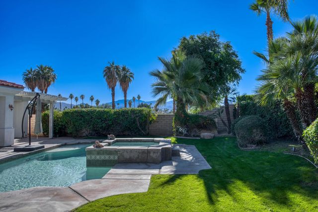 40747 Palm Court, Palm Desert, CA 92260