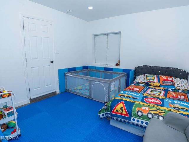 3934 Palos Verdes Street, Las Vegas, NV 89119