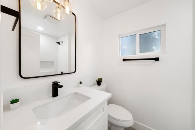 5889 Cozzens Ave, San Diego, CA 92122