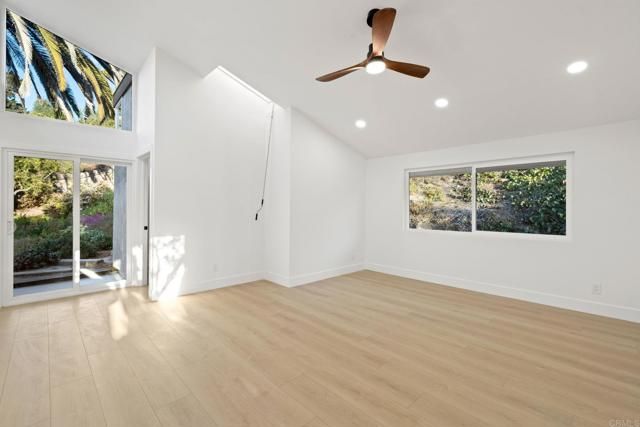 5889 Cozzens Ave, San Diego, CA 92122