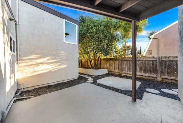 5889 Cozzens Ave, San Diego, CA 92122