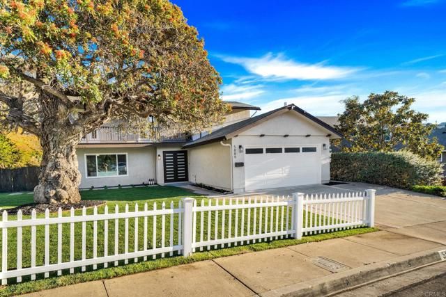 5889 Cozzens Ave, San Diego, CA 92122