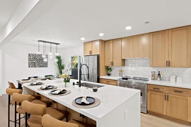 5889 Cozzens Ave, San Diego, CA 92122