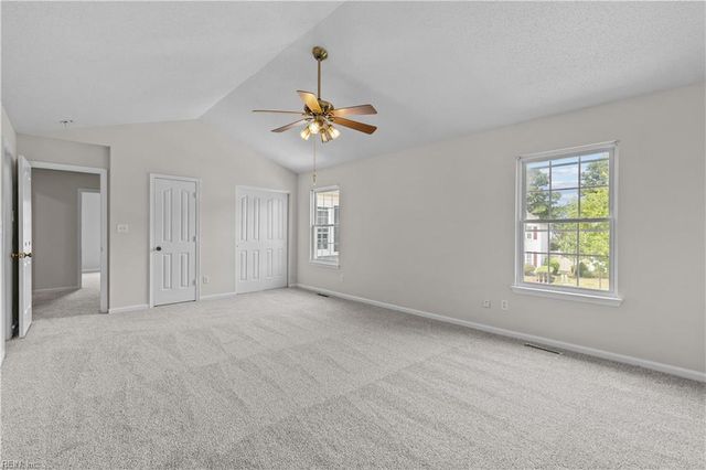 1616 Woodstock CT, Chesapeake, VA 23320