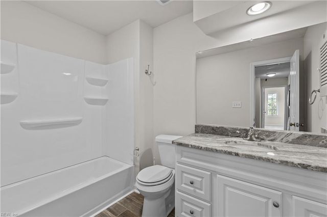 1616 Woodstock CT, Chesapeake, VA 23320