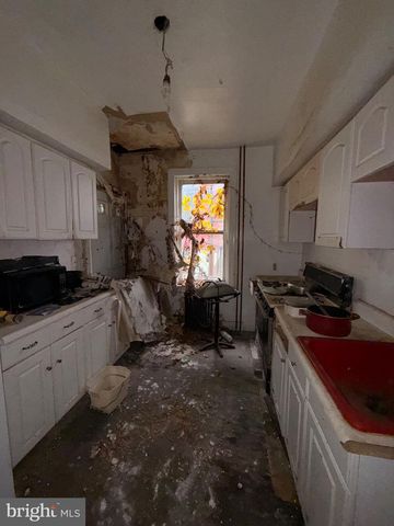 6211 LARCHWOOD AVE, Philadelphia, PA 19143