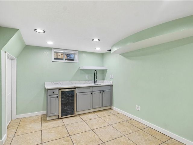 1806 28th Street, Des Moines, IA 50310