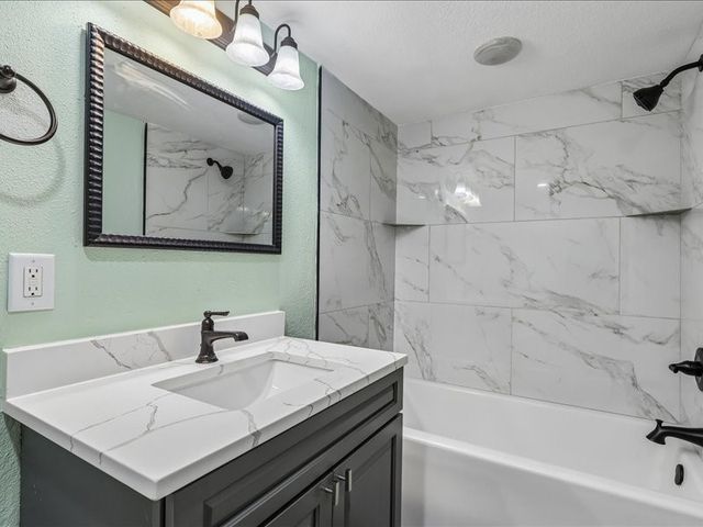 1806 28th Street, Des Moines, IA 50310
