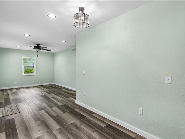 1806 28th Street, Des Moines, IA 50310