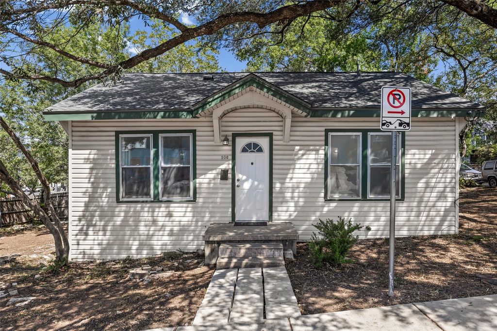906 W 31st ST, Austin, TX 78705