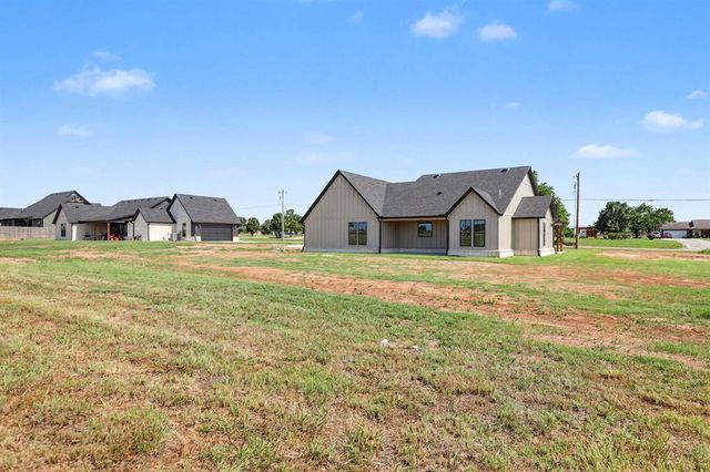 41812 Hazel Dell Road, Shawnee, OK 74804