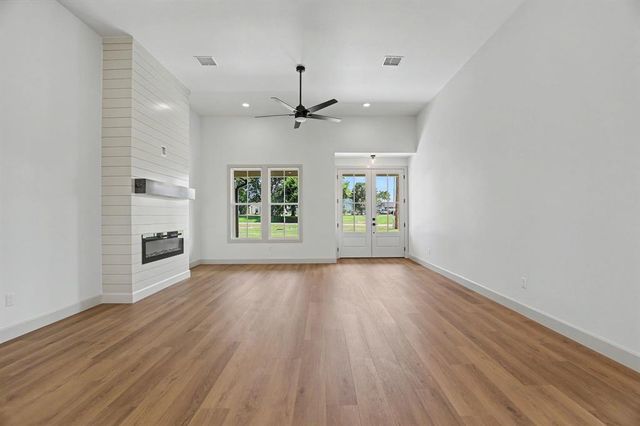 41812 Hazel Dell Road, Shawnee, OK 74804