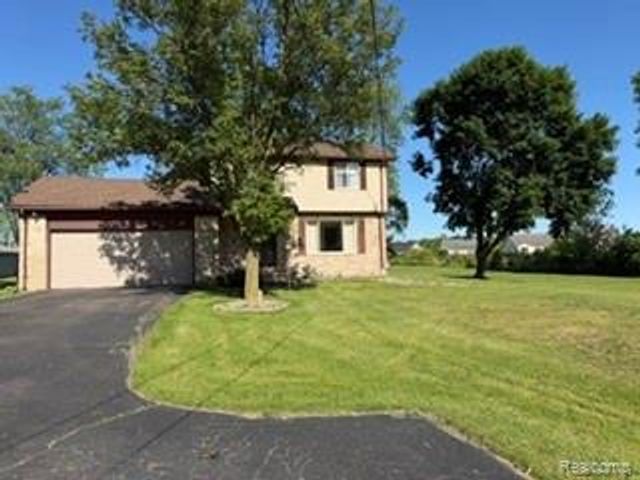 24001 Inkster Road, Brownstown Charter Township, MI 48164
