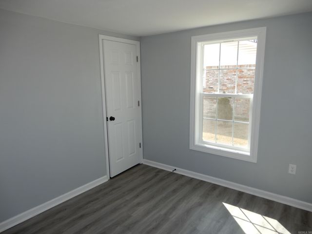 107 N Wilks, Mcrae, AR 72102