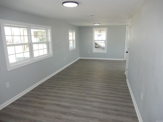 107 N Wilks, Mcrae, AR 72102